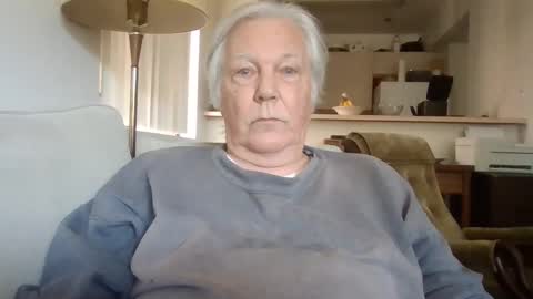 Nut4aNickel online show from 11/02/25, 10:23