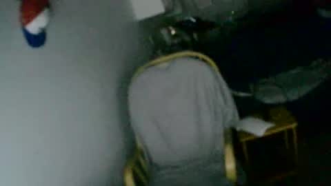 Snapshot of perver696969 chatting on 03/04/25, 05:32 sex adicted online show from 03/04/25, 05:32