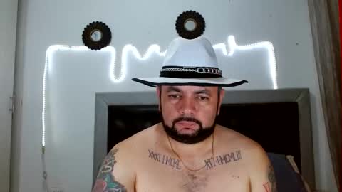 Carlos online show from 10/18/25, 04:37