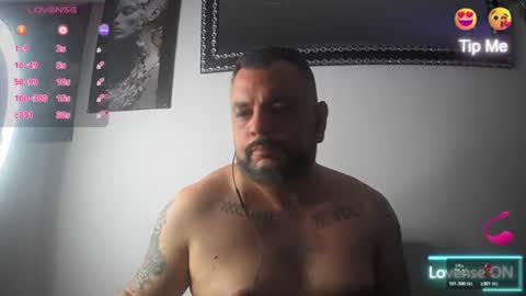 Snapshot of perverseveteranmanxxx chatting on 06/14/26, 02:24 Carlos online show from 06/14/26, 02:24