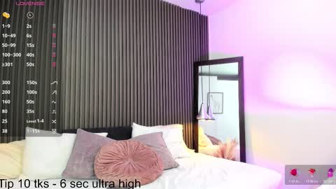 Lizza online show from 11/09/25, 12:14