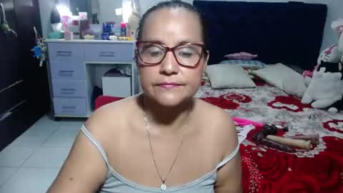 Snapshot of pervert_mommy_x chatting on 06/16/26, 09:34 SAMY online show from 06/16/26, 09:34