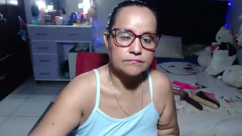 Snapshot of pervert_mommy_x chatting on 06/28/26, 11:38 SAMY online show from 06/28/26, 11:38