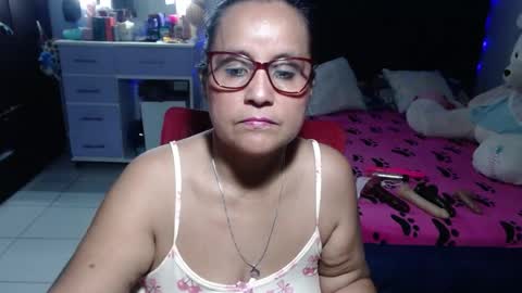 Snapshot of pervert_mommy_x chatting on 07/04/26, 09:59 SAMY online show from 07/04/26, 09:59