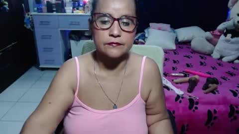 Snapshot of pervert_mommy_x chatting on 07/09/26, 09:24 SAMY online show from 07/09/26, 09:24