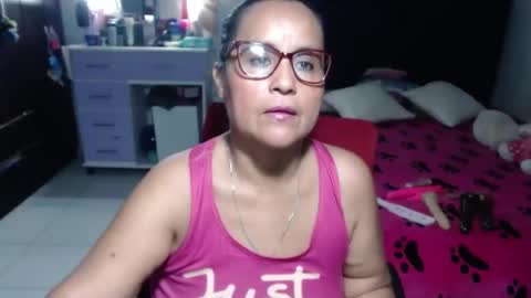 Snapshot of pervert_mommy_x chatting on 07/14/26, 10:21 SAMY online show from 07/14/26, 10:21