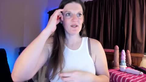 Snapshot of pessimistically_optimistic chatting on 10/11/25, 11:53 Kelly online show from 10/11/25, 11:53