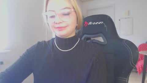 petalkiss online show from 09/18/25, 01:35