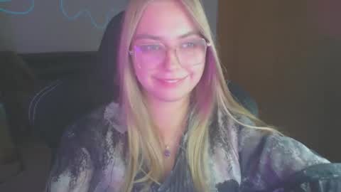 petalkiss online show from 10/01/25, 06:47