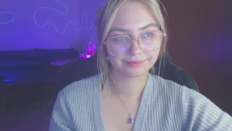 petalkiss online show from 10/03/25, 04:59