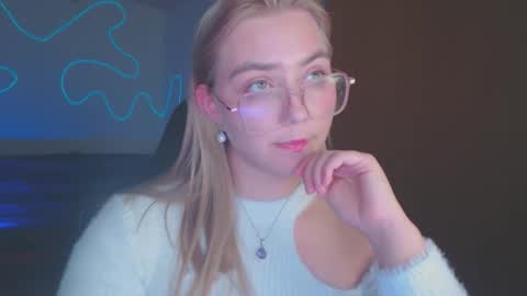 petalkiss online show from 10/05/25, 06:17