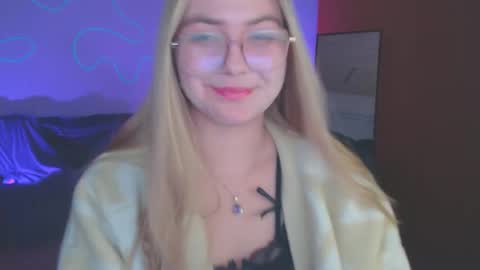 petalkiss online show from 10/20/25, 06:30