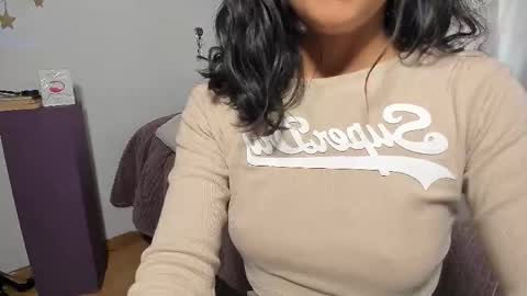 Rose online show from 09/25/25, 08:12