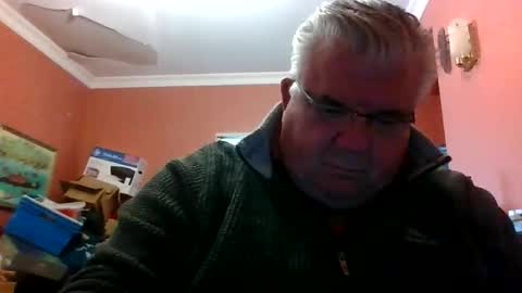 Snapshot of pete112991 chatting on 05/31/26, 02:13 pete112991 online show from 05/31/26, 02:13