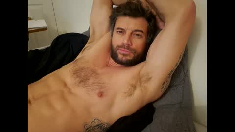 Snapshot of pete_le_meat chatting on 03/25/26, 10:05 pete_le_meat online show from 03/25/26, 10:05