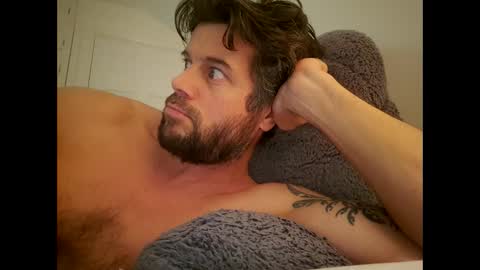 Snapshot of pete_le_meat chatting on 04/07/26, 10:53 pete_le_meat online show from 04/07/26, 10:53