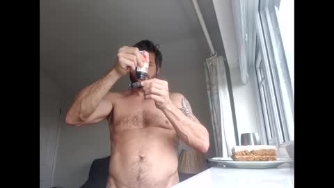 Snapshot of pete_le_meat chatting on 04/11/26, 11:03 pete_le_meat online show from 04/11/26, 11:03