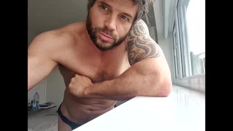 Snapshot of pete_le_meat chatting on 04/12/26, 09:47 pete_le_meat online show from 04/12/26, 09:47