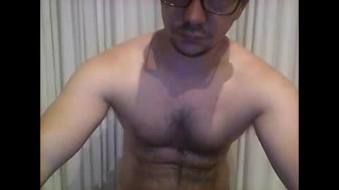 Snapshot of peter_7776 chatting on 03/05/25, 08:32 peter online show from 03/05/25, 08:32