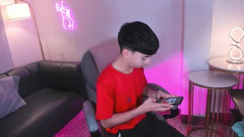 Snapshot of peter_chase chatting on 11/09/25, 06:28 Peter online show from 11/09/25, 06:28