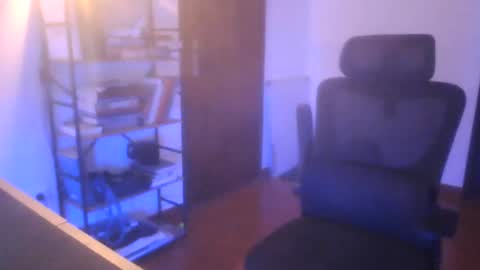 peter_coat online show from 07/04/26, 11:55