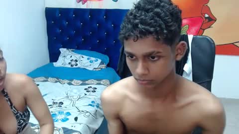 Snapshot of peter_hard_cock chatting on 02/13/25, 03:18 Peter and Shopia online show from 02/13/25, 03:18