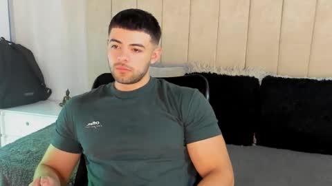 Snapshot of peter_jackson1 chatting on 12/04/24, 08:51 peter jackson1 online show from 12/04/24, 08:51