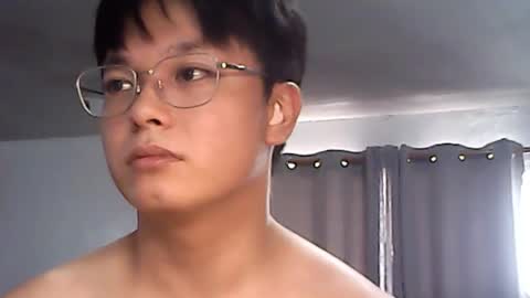 Snapshot of peter_p1999 chatting on 11/18/25, 05:12 peter p online show from 11/18/25, 05:12