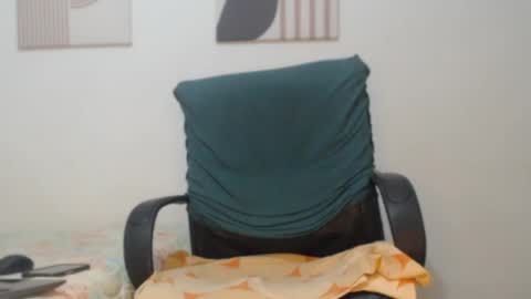 Snapshot of peter_x_annaud chatting on 04/18/26, 11:05 FELIPE online show from 04/18/26, 11:05