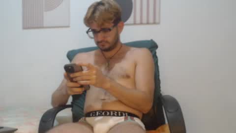 Snapshot of peter_x_annaud chatting on 05/16/26, 10:58 FELIPE online show from 05/16/26, 10:58