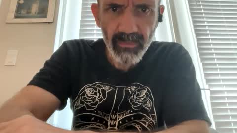 Snapshot of peterjonson26 chatting on 04/28/26, 04:56 peterjonson26 online show from 04/28/26, 04:56