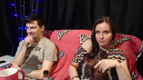 Snapshot of peternights chatting on 10/15/25, 07:03 Maximus online show from 10/15/25, 07:03