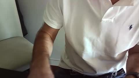 Snapshot of peterrod chatting on 04/26/26, 02:48 peterrod online show from 04/26/26, 02:48