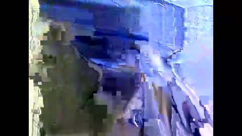 Snapshot of peterson1978 chatting on 11/10/25, 01:26 peterson1978 online show from 11/10/25, 01:26