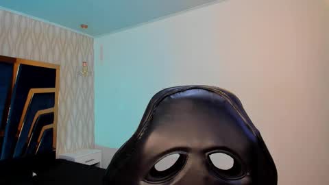 Snapshot of petesevans_1 chatting on 10/28/25, 11:18 PETES EVANS new account online show from 10/28/25, 11:18