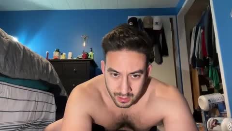 Snapshot of peteypete204 chatting on 01/31/25, 12:07 peteypete204 online show from 01/31/25, 12:07