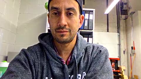 Snapshot of peteypete204 chatting on 02/17/25, 09:19 peteypete204 online show from 02/17/25, 09:19