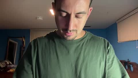 Snapshot of peteypete204 chatting on 03/09/25, 07:01 peteypete204 online show from 03/09/25, 07:01