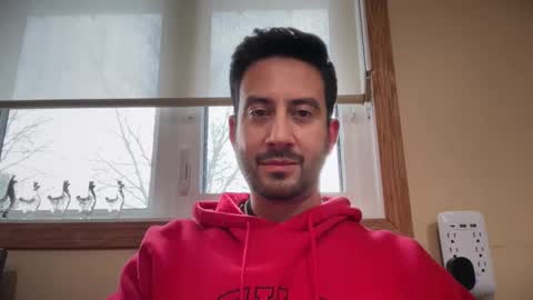 Snapshot of peteypete204 chatting on 04/05/26, 12:08 peteypete204 online show from 04/05/26, 12:08