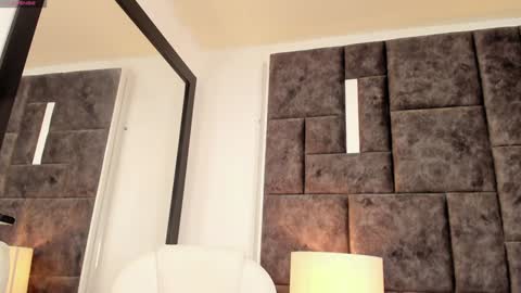 Im Rosse but u can call me Rossie or Rosita . online show from 12/13/24, 02:32