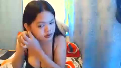 Snapshot of petite_angelxxx chatting on 07/24/26, 04:27 petite_angelxxx online show from 07/24/26, 04:27