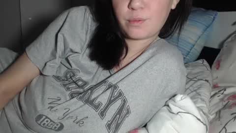 Snapshot of petite_danielle chatting on 06/25/26, 08:46 petite_danielle online show from 06/25/26, 08:46