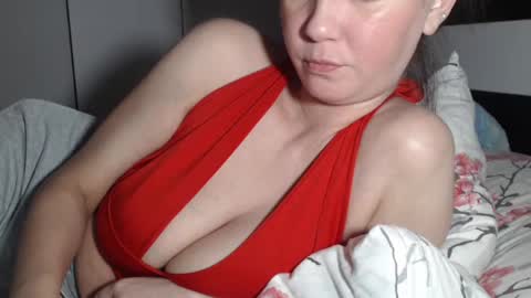 Snapshot of petite_danielle chatting on 07/06/26, 07:05 petite_danielle online show from 07/06/26, 07:05