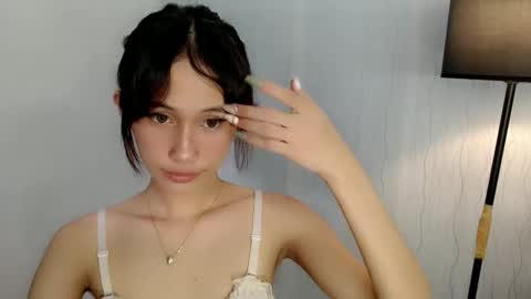 petite_japanese111 online show from 12/18/24, 07:04