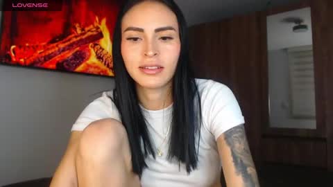 Linda online show from 05/23/26, 03:01