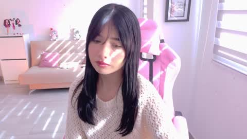 Snapshot of petite_marie_ chatting on 04/06/26, 08:43 petite_marie_ online show from 04/06/26, 08:43
