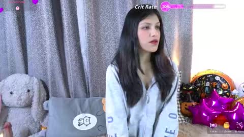 petite paola online show from 11/02/25, 10:23