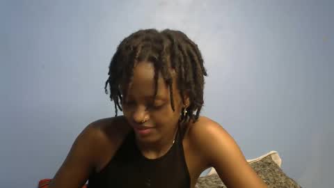 petite_star2 online show from 02/01/26, 11:20