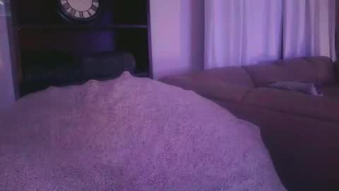 petite treat  online show from 01/19/25, 06:20