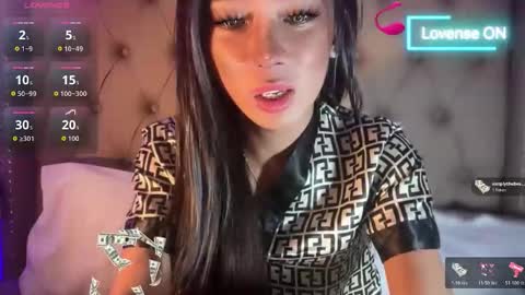 yang yang online show from 03/25/26, 07:03